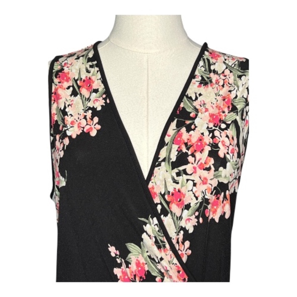 GUC White House Black Market black & pink floral sleeveless wrap dress | size 12 - Picture 2 of 8